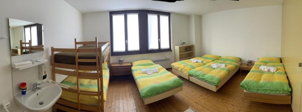 Osteria Con Alloggio Ul Furmighin Morbio Inferiore Buitenkant foto